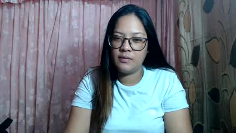 sweet_freya1999 online show from 07/21/26, 12:24