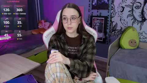 Alice online show from 02/19/26, 03:35