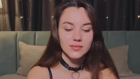 Im Mia.LOVELY PATTERNS 100  120  160  200 my toy buzzes from 2 tip online show from 03/22/26, 01:58