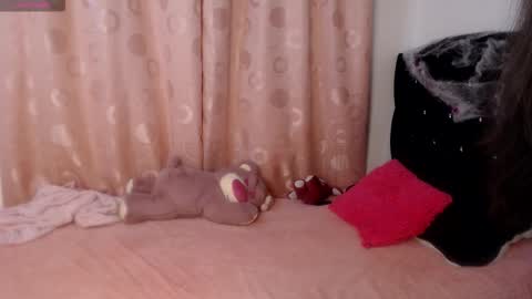 Snapshot of sweet_hannaah chatting on 10/10/25, 08:46 Hannah online show from 10/10/25, 08:46