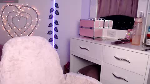 Hannah online show from 03/12/26, 10:43