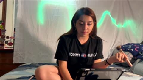 sweet_hot_pupys online show from 11/25/25, 02:44