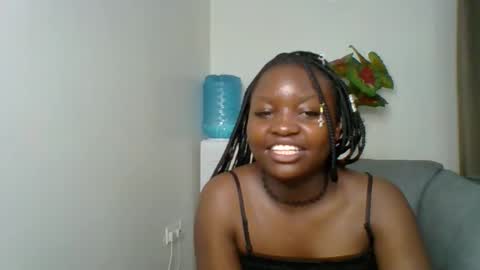 ESTHER NEEMA online show from 02/05/26, 04:39
