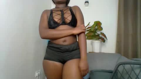 ESTHER NEEMA online show from 04/08/26, 04:34