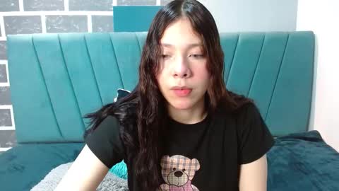 Snapshot of sweet_kitty_05 chatting on 02/10/26, 12:15 sweet_kitty_05 online show from 02/10/26, 12:15