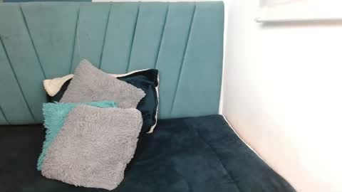 sweet_kitty_05 online show from 04/20/26, 12:24