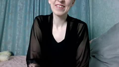 Snapshot of sweet_lilbunny chatting on 04/02/26, 04:26 sweet_lilbunny online show from 04/02/26, 04:26