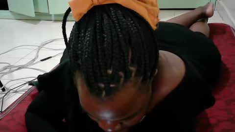 Snapshot of sweet_lilianah chatting on 02/02/25, 05:48 sweet_lilianah online show from 02/02/25, 05:48