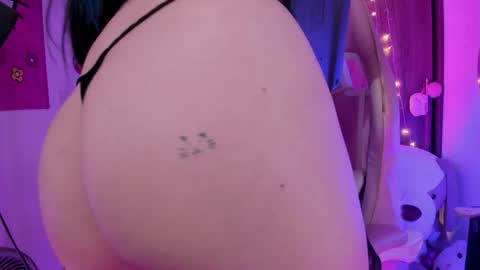 Snapshot of sweet_lilly_sweet chatting on 03/14/26, 03:12 sweet_lilly_sweet online show from 03/14/26, 03:12