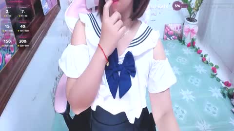 Snapshot of sweet_lily0 chatting on 09/28/25, 01:44 Lily online show from 09/28/25, 01:44