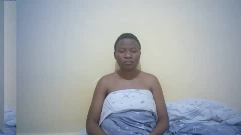 sweet_lily2 online show from 12/05/24, 10:33