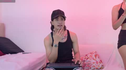 Snapshot of sweet_litle_ chatting on 05/04/26, 12:34 Mia online show from 05/04/26, 12:34