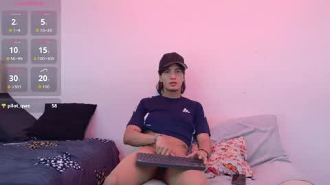 Snapshot of sweet_litle_ chatting on 05/25/26, 12:00 Mia online show from 05/25/26, 12:00