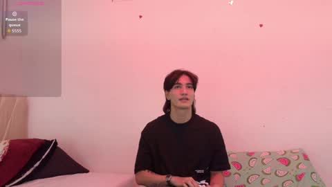 Snapshot of sweet_litle_ chatting on 05/28/26, 12:02 Mia online show from 05/28/26, 12:02
