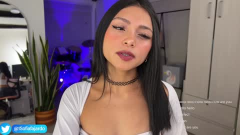 Snapshot of sweet_littleee chatting on 03/08/25, 01:28 free private online show from 03/08/25, 01:28