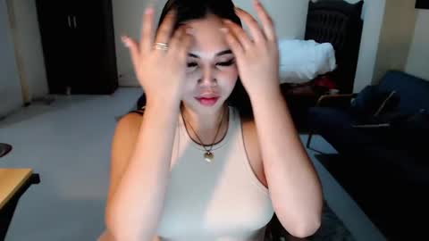 Snapshot of sweet_love52 chatting on 06/04/26, 09:48 Hello im Lovely Hera youre Pleasure online show from 06/04/26, 09:48