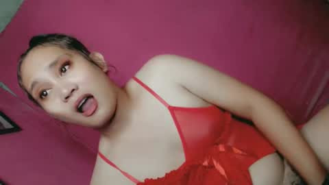 Snapshot of sweet_lover5 chatting on 01/02/25, 01:19 SWEET LOVE online show from 01/02/25, 01:19