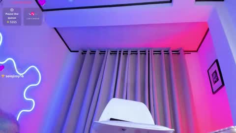 Snapshot of sweet_mackensy chatting on 12/16/25, 02:49 Miss Mackensy online show from 12/16/25, 02:49