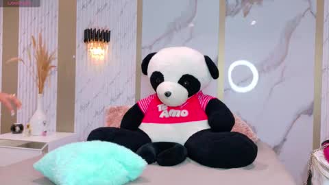 sweet_mafee online show from 12/23/25, 05:27