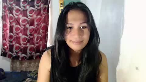 Snapshot of sweet_mariexxo chatting on 02/10/26, 02:04 Marie online show from 02/10/26, 02:04
