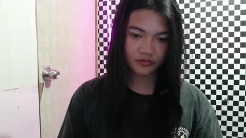 Snapshot of sweet_mary_onboard chatting on 04/19/26, 03:44 sweet_mary_onboard online show from 04/19/26, 03:44