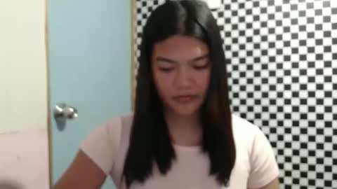 Snapshot of sweet_mary_onboard chatting on 04/21/26, 03:28 sweet_mary_onboard online show from 04/21/26, 03:28