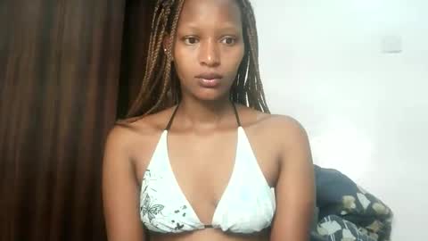 Linda online show from 01/19/26, 01:42