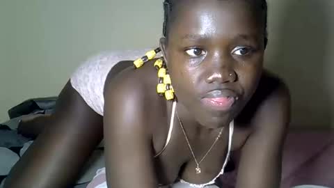 Snapshot of sweet_melodiyy chatting on 09/09/25, 07:24 sweet_melodiyy online show from 09/09/25, 07:24