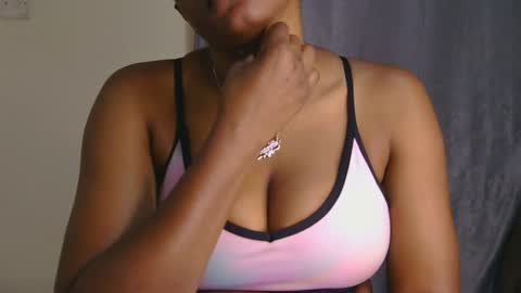 Queen debby online show from 03/11/26, 11:38