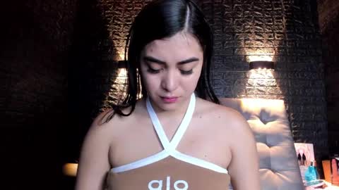 Snapshot of sweet_moniicaa chatting on 01/25/25, 10:51 Monica online show from 01/25/25, 10:51
