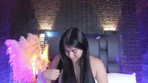 Snapshot of sweet_moniicaa chatting on 10/04/25, 10:46 Monica online show from 10/04/25, 10:46