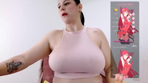 Snapshot of sweet_monsalve34 chatting on 04/29/26, 10:41 MONSALVE online show from 04/29/26, 10:41