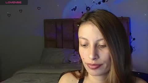 sweet_moon_v_ online show from 01/09/26, 11:28