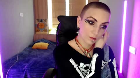 sweet_n_strong online show from 04/22/26, 11:01