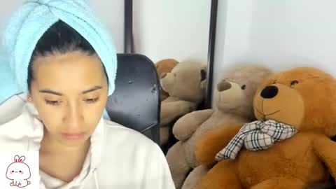 Nhaomy online show from 09/15/25, 12:27