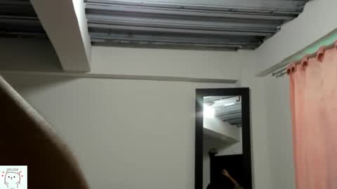 Nhaomy online show from 11/17/25, 05:30