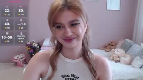 Snapshot of sweet_nicole_333 chatting on 09/12/25, 07:30 sweet_nicole_333 online show from 09/12/25, 07:30