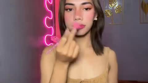 sweet_nikki03 online show from 04/04/26, 10:24