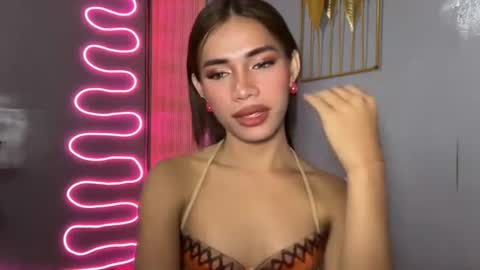 sweet_nikki03 online show from 04/26/26, 09:12