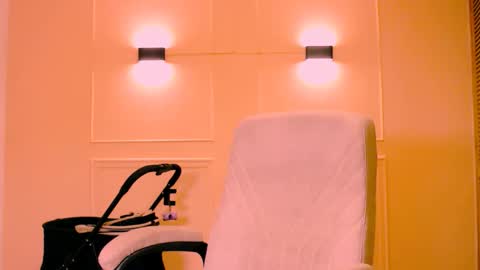 My name is Catalina. Please say hello I like to chat with you. If you have requests please use tip online show from 03/25/26, 03:01