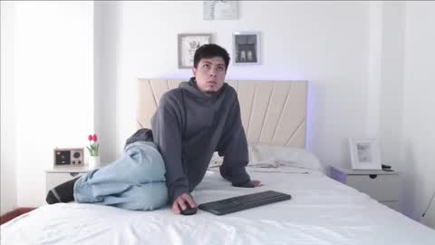 Snapshot of sweet_paradisex5 chatting on 11/07/25, 01:22 sweet_paradisex5 online show from 11/07/25, 01:22