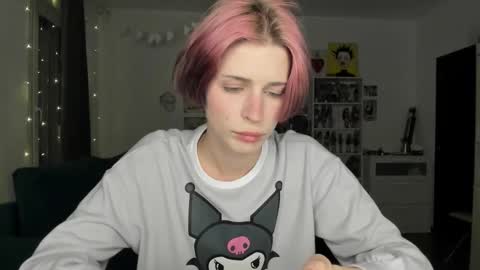 kira online show from 01/16/26, 07:07