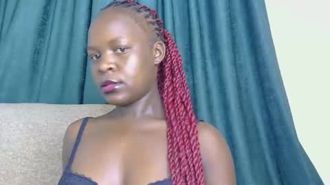 Snapshot of sweet_peachiee chatting on 03/01/26, 11:29 sweet peachy online show from 03/01/26, 11:29