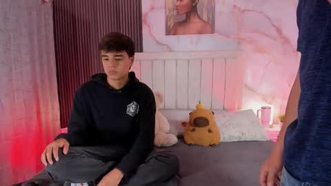 Petter online show from 10/13/25, 12:38