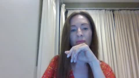 Snapshot of sweet_poeme chatting on 06/05/26, 01:17 sweet_poeme online show from 06/05/26, 01:17