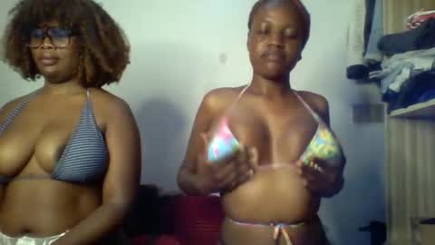 Snapshot of sweet_rayana_ chatting on 04/18/26, 02:37 sweet rayana online show from 04/18/26, 02:37