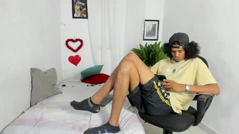 Snapshot of sweet_rose72 chatting on 05/15/26, 10:50 sweet_rose72 online show from 05/15/26, 10:50