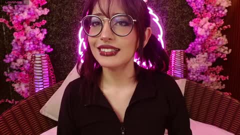 Roxanee online show from 03/30/26, 09:27