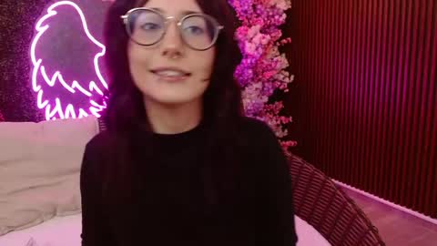 Roxanee online show from 04/20/26, 08:54