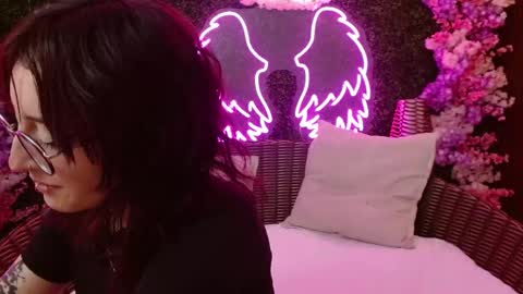 Roxanee online show from 04/22/26, 09:16